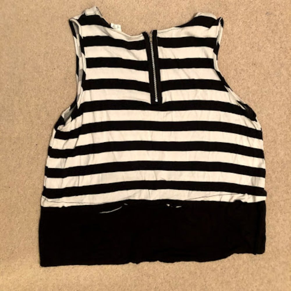 Mandy Evans Tank - Picture 5 of 6